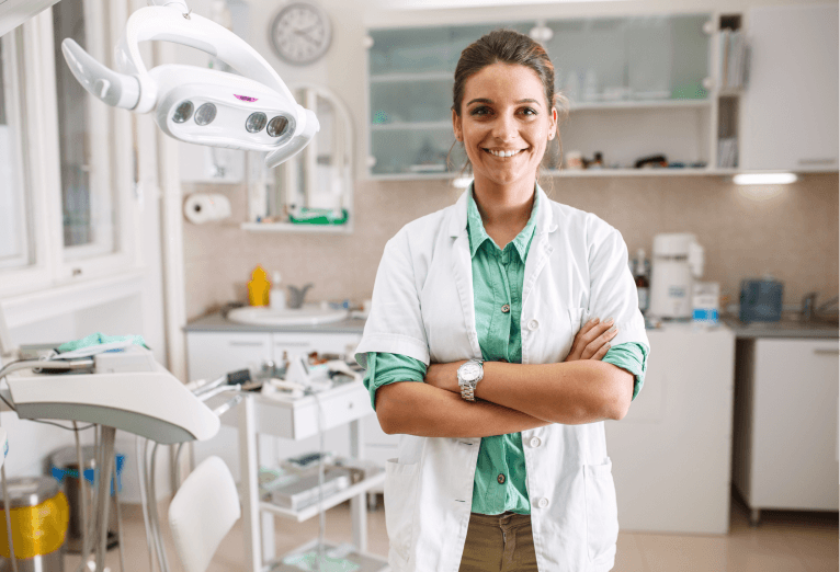 Dr. Sophie Martin